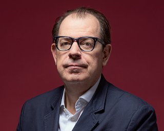 Simon Crowe